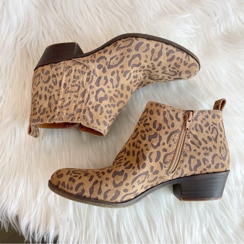 Lucky Brand Bimare Leather Ankle Bootie Javan Natural Leopard Printed Cow Suede